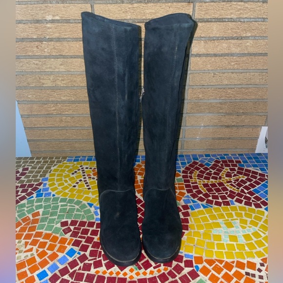 Ugg Black Knee-High Women's Boots - Picture 2 of 6